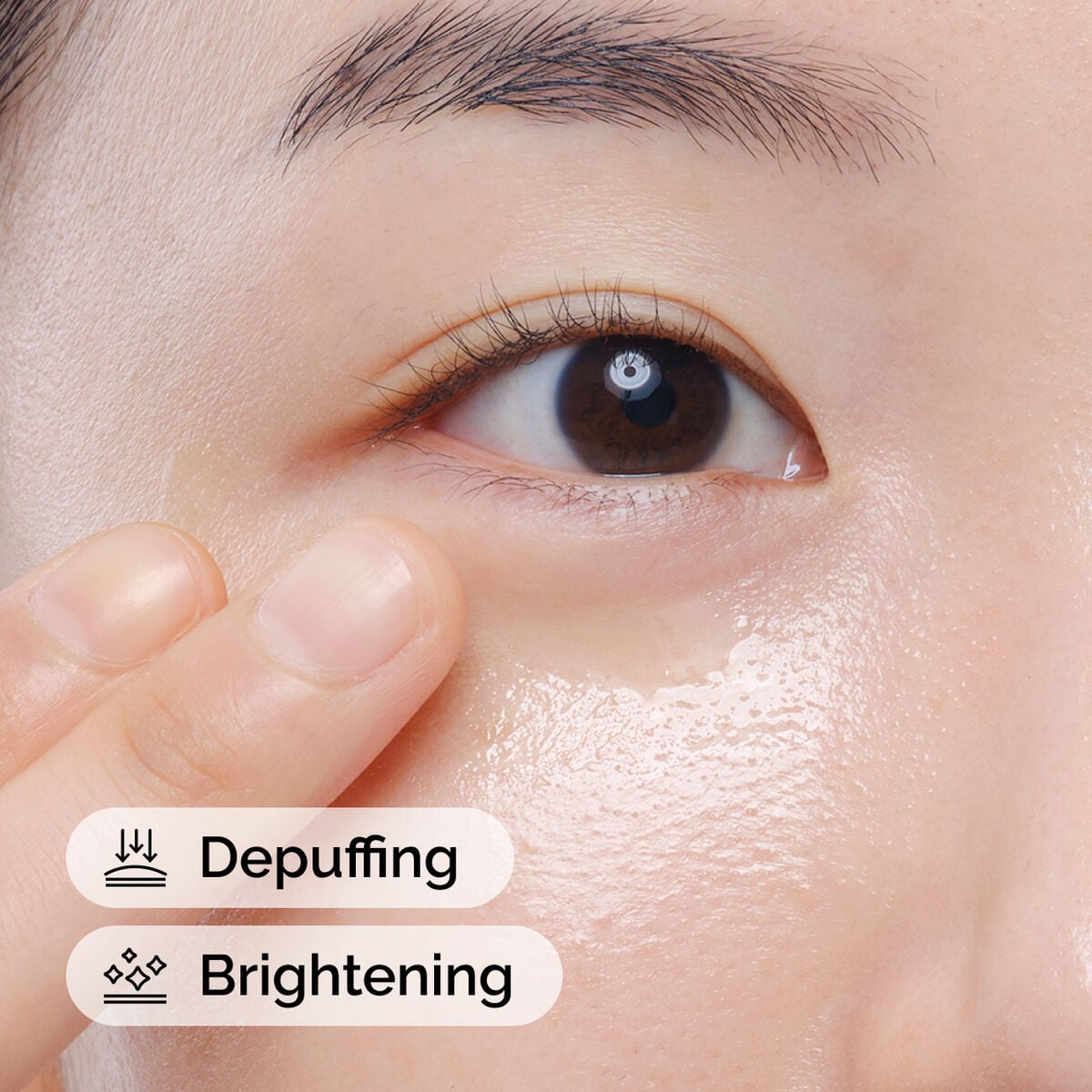 caffeine-solution-5-egcg-eye-serum-g3 ord-caffeine-solution-egcg-model-application-with-benefits.jpg