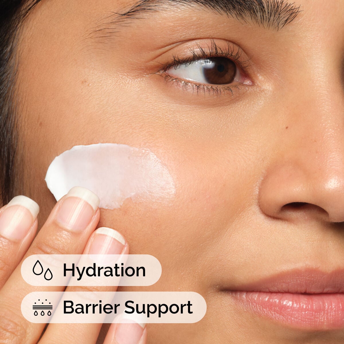 natural-moisturizing-factors-ha-u7 ord-natural-moisturizing-factors-ha-model-application-with-benefits.jpg