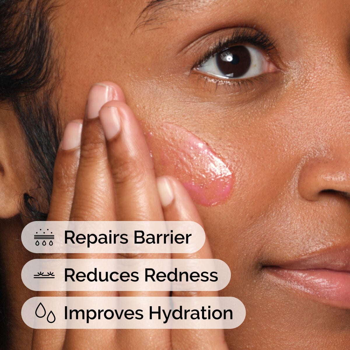 soothing-and-barrier-support-serum-l5 ord-soothing-barrier-support-serum-model-application-with-benefits.jpg